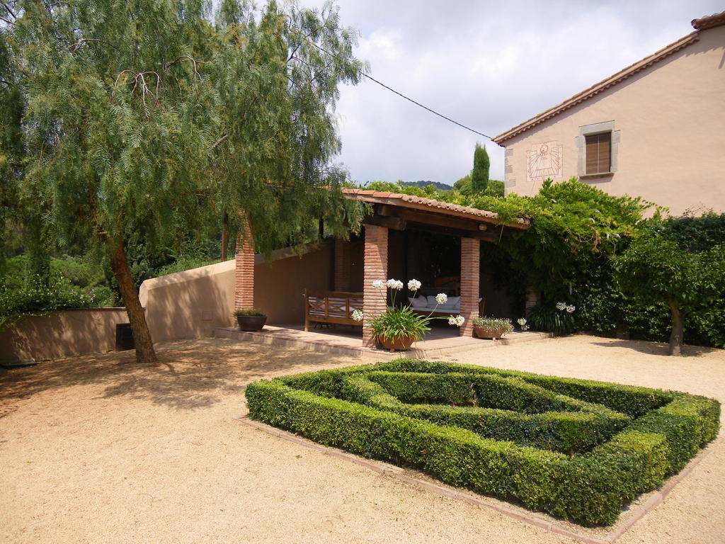 Hotel Can Mora de Dalt Sant Vicenç de Montalt Exterior foto